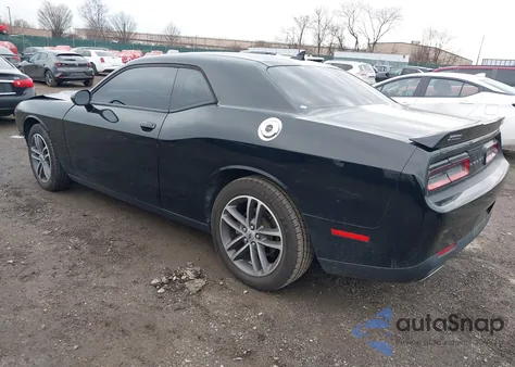 2019 Dodge Challenger Sxt Awd from USA, damaged, VIN 2C3CDZGG2KH675487